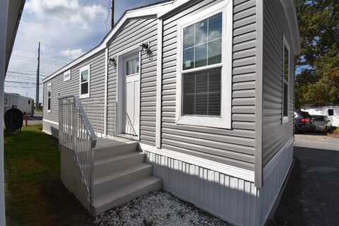 25 Schult Street, Keene, NH 03431
