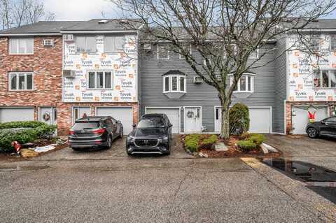 244 Valley West Way, Manchester, NH 03102