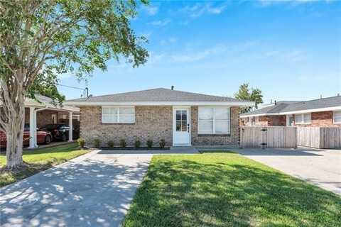2508 CHALONA Drive, Chalmette, LA 70043