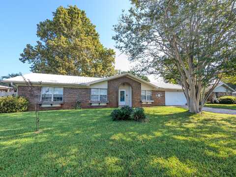 105 Marquette Place, Fort Walton Beach, FL 32547