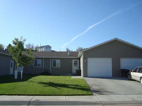 1220 White Water Ave, Cody, WY 82414