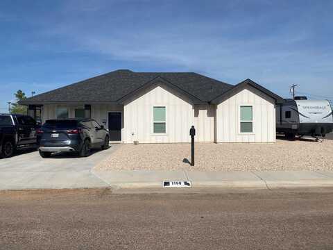 1100 NW 1st St, Andrews, TX 79714