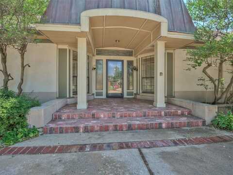 3328 Willow Brook Road, Oklahoma City, OK 73120