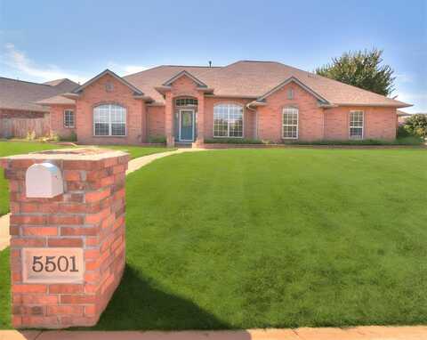 5501 Lanceshire Lane, Oklahoma City, OK 73135