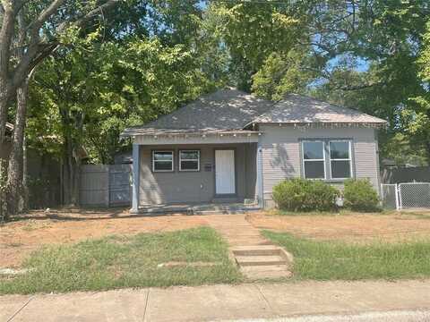 233 10th Street NE, Paris, TX 75460
