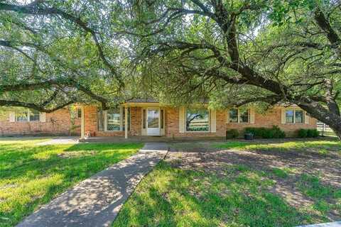 1051 Fm 67, Covington, TX 76636