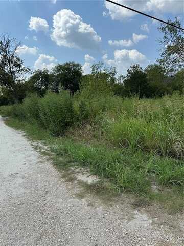301 N Waco St, Mart, TX 76664