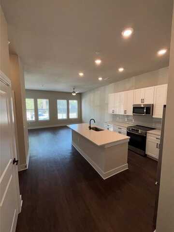 111 Town Place, Fairview, TX 75069