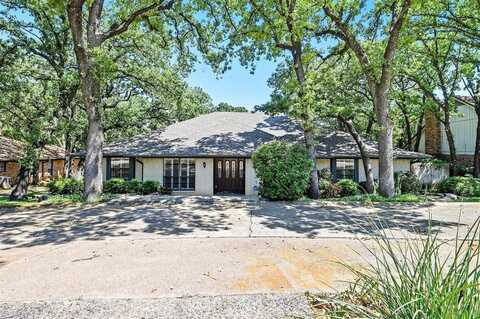 2201 Adams Drive, Arlington, TX 76011