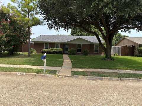 1518 Creekwood Lane, Mesquite, TX 75149