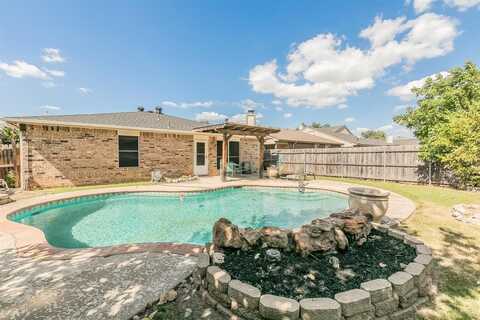 8736 Trinity Vista Trail, Fort Worth, TX 76053