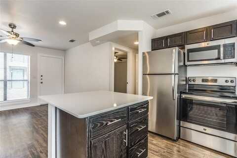 2106 Bennett Avenue, Dallas, TX 75206