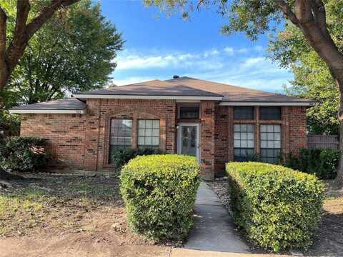 983 Mauve Drive, Lewisville, TX 75067