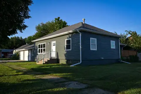 805 Penn St, Cambridge, NE 69022