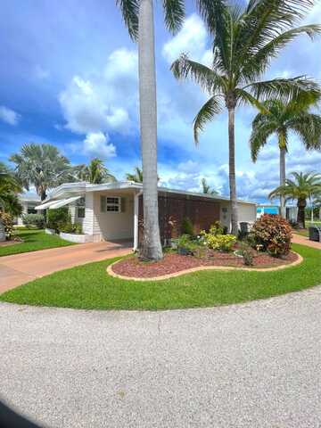 474 Netherland Ave, North Fort Myers, FL 33903