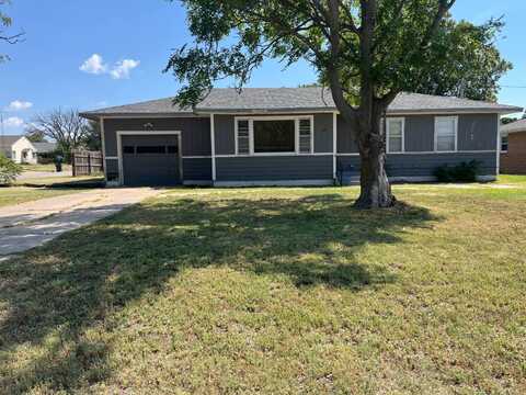 338 N. 11th Street, Wakeeney, KS 67672