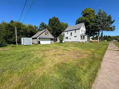 428 4th St, Greenland, MI 49929