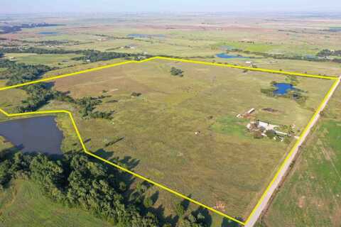900 W Lake Hellums Rd, Enid, OK 73701