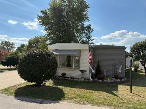 253 Toucan St, Rochester Hills, MI 48309