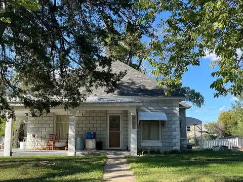 402 East Webster, St. Francis, KS 67756