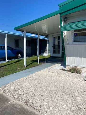 6372 126th Ave N, Largo, FL 33773