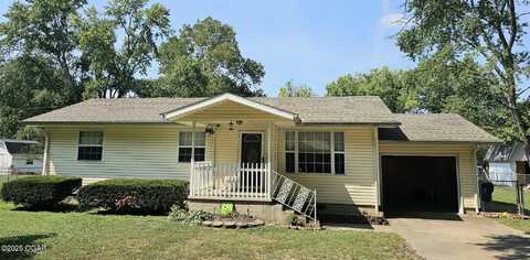 1826 Sherry Avenue, Seneca, MO 64865