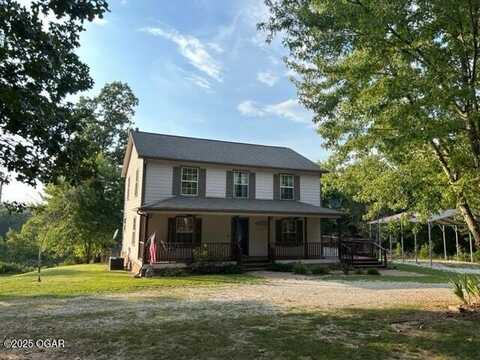 6045 Route K, Pineville, MO 64856