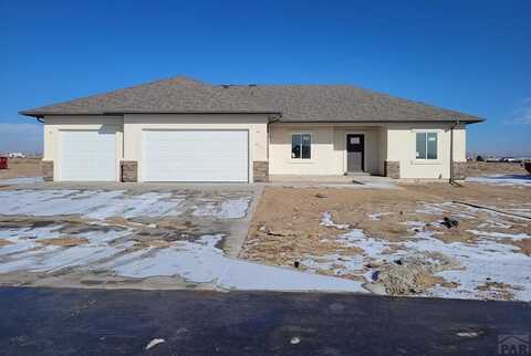697 E Cabaret Dr, Pueblo West, CO 81007