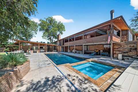 205 Club Dr, Midland, TX 79701
