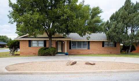 2501 N Christine St, Pampa, TX 79065