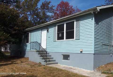 5358 Lockwood Drive, Tobyhanna, PA 18466