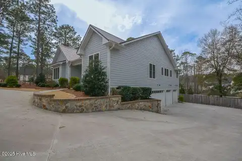14 Minikahada Trail, Pinehurst, NC 28374