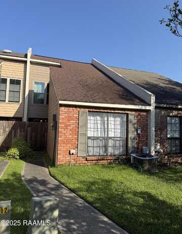 202 Long Plantation Boulevard, Lafayette, LA 70508