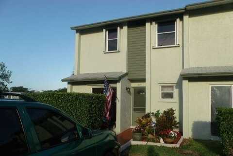 809 Crystal Lake Dr, Deerfield Beach, FL 33064