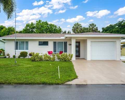 4513 NW 43rd Ter, Tamarac, FL 33319