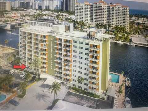 2900 NE 30th St, Fort Lauderdale, FL 33306