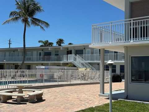 2508 Bay Dr, Pompano Beach, FL 33062