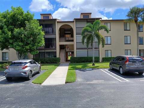 627 Sea Pine Way, Greenacres, FL 33415
