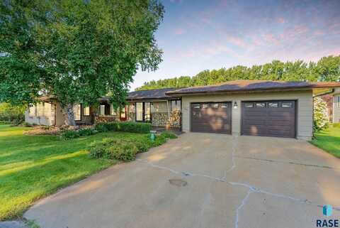 5405 N Indiana Ave, Sioux Falls, SD 57104
