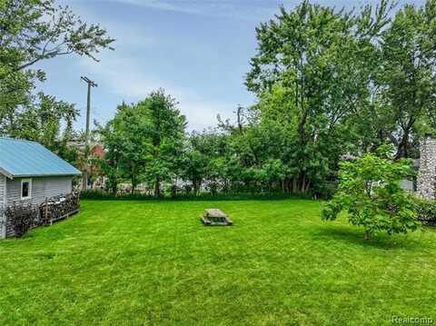 22731 Gordon Switch, Saint Clair Shores, MI 48081