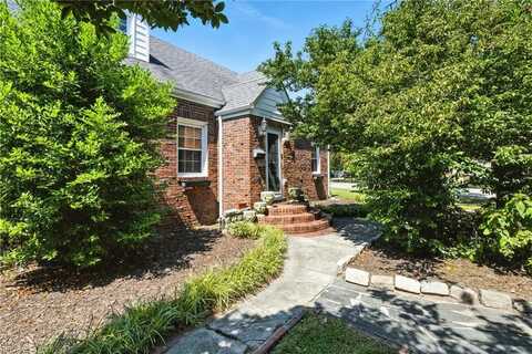 1141 Jamestown Crescent, Norfolk, VA 23508