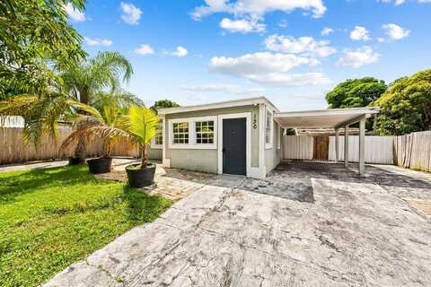 130 Plum Tree Drive Drive, Lake Worth, FL 33462