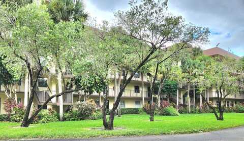 3301 NW 47th Terrace, Lauderdale Lakes, FL 33319