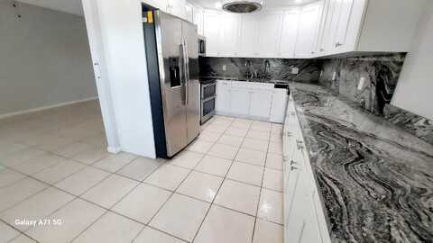 1078 Yarmouth D, Boca Raton, FL 33434