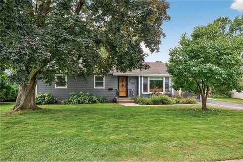 1150 Summer Street, Roseville, MN 55113