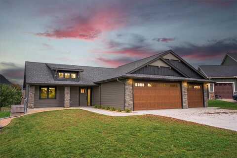 1633 Rolling Hills Lane, River Falls, WI 54022