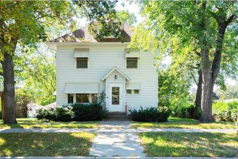 511 Wilson Avenue SE, Saint Cloud, MN 56304
