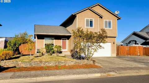 881 Arrow Leaf PL, Harrisburg, OR 97446