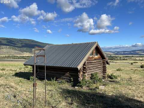 Hot Lake Lane, La Grande, OR 97850