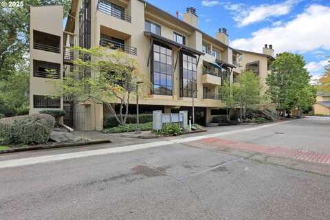692 WIMBLEDON CT, Eugene, OR 97401